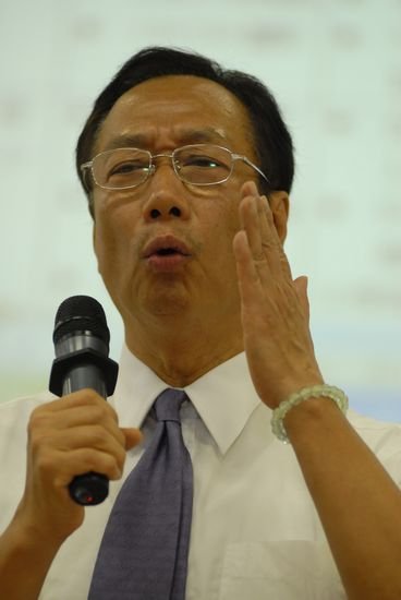 富士康频传数千亿投资计划 追逐劳动价格优势